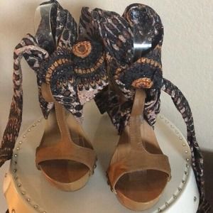 Mtng spectacular wood sandals cloth tie‎ heels 36